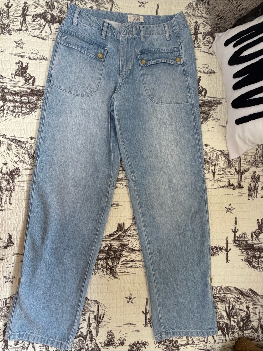 Free People/We The Free Light Wash Denim Jeans